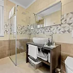 Villa In With Heated Pool And Whirlpool *