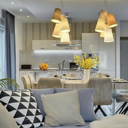 In With Heated Pool And Whirlpool Villa *